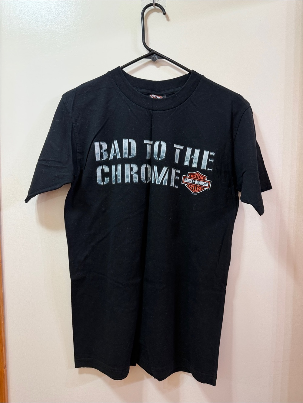 Harley-Davidson Seattle, WA Black Tee with Red Motorcycle Graphic Medium NWOT